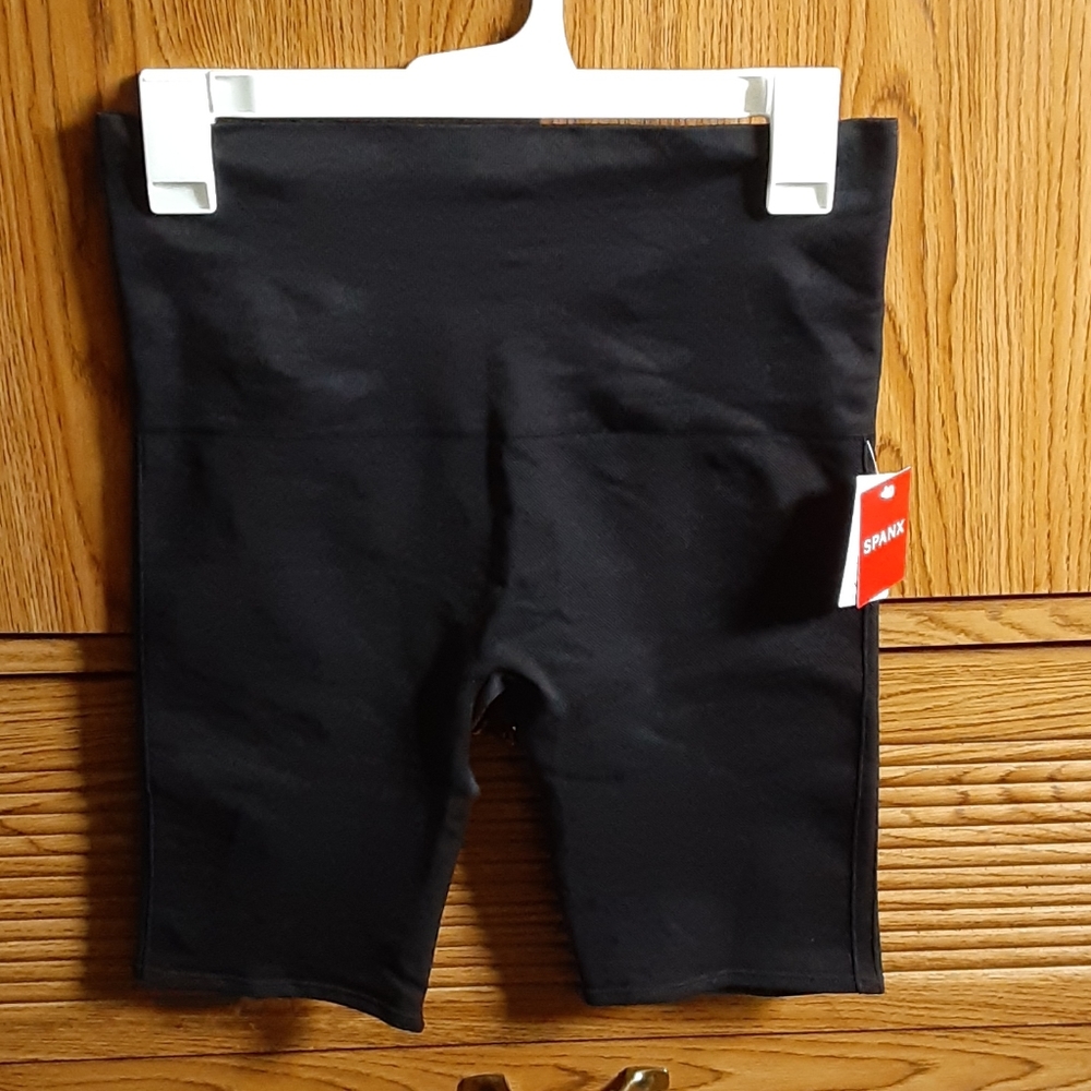 SPANX Look at Me Now Biker Shorts